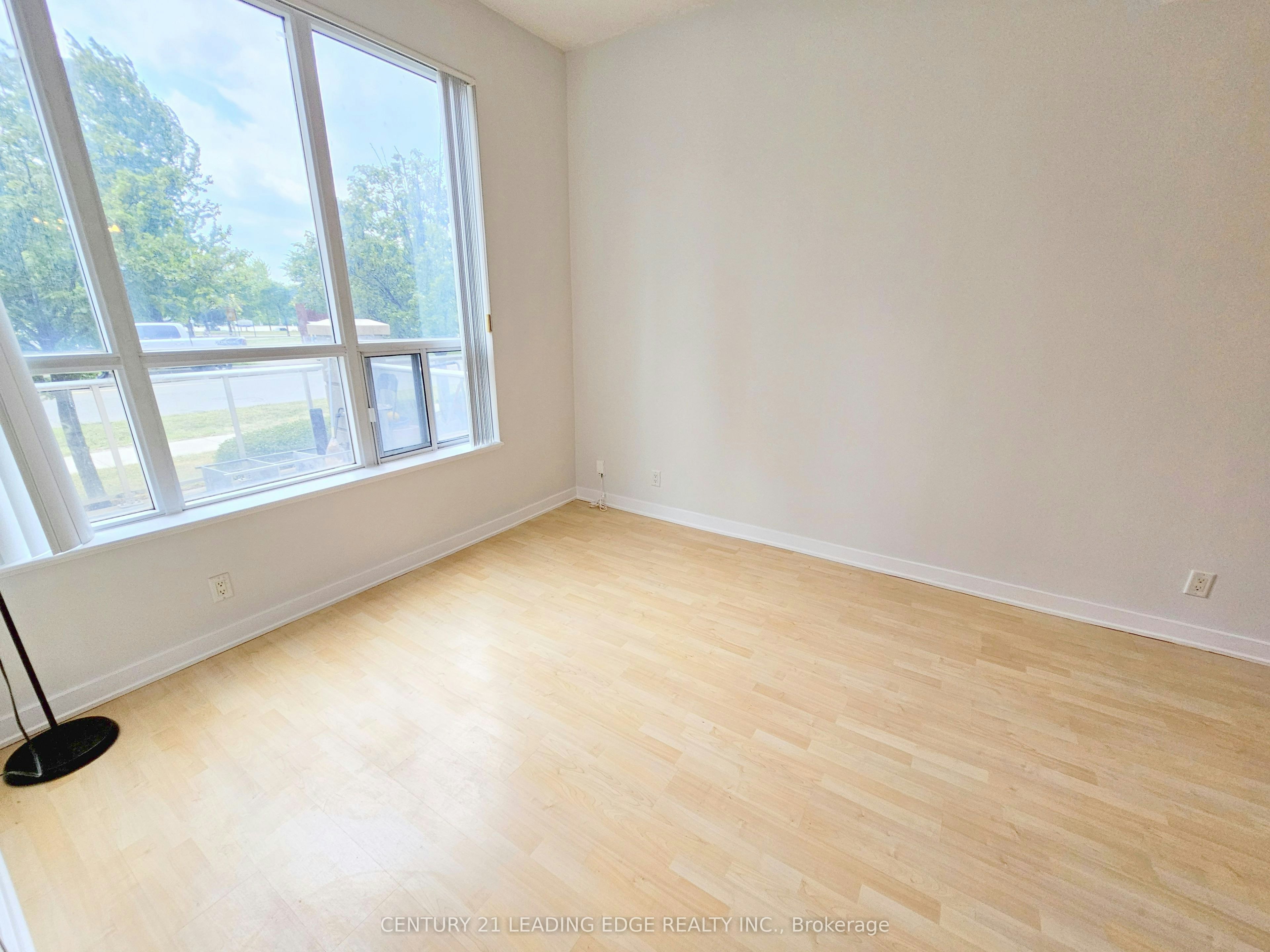TH120-38 Lee Centre Drive, Toronto, ON, M1H 3J7 - 12