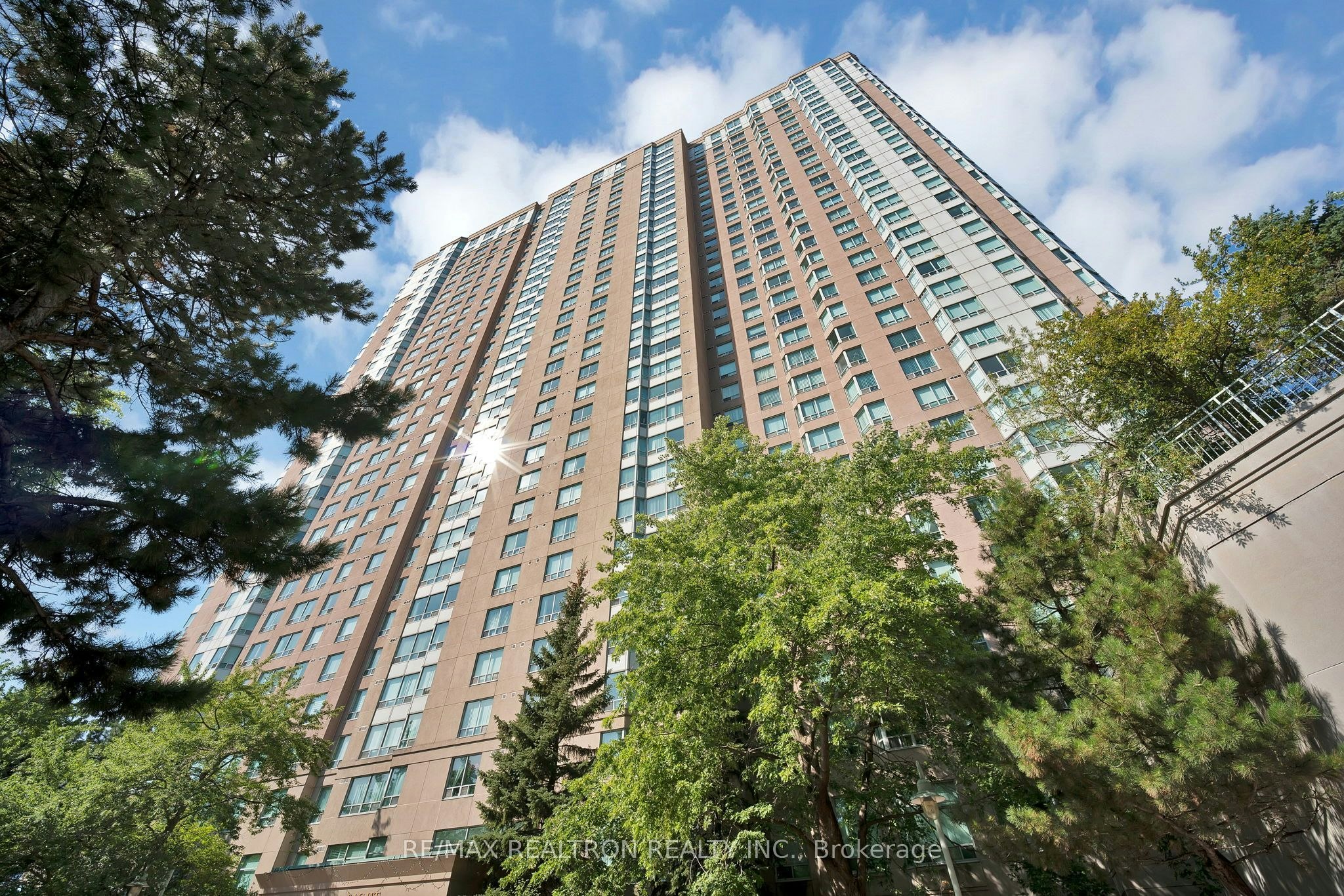 738-68 Corporate Drive, Toronto, ON, M1H 3H3