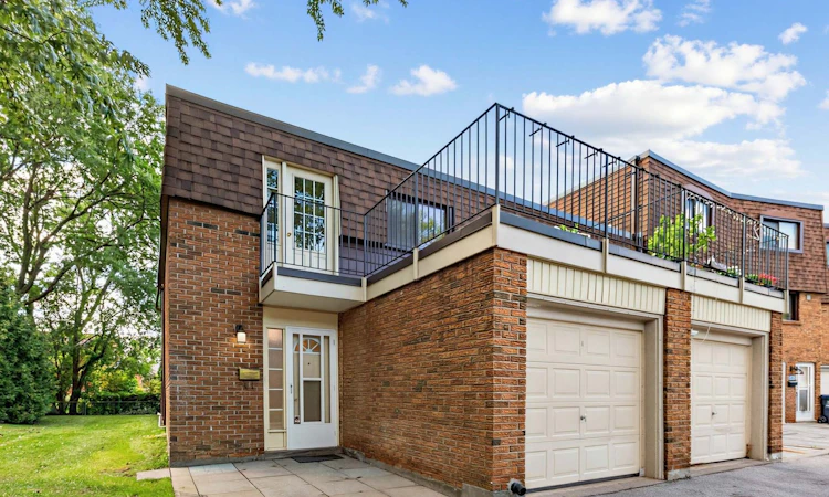 336 Sprucewood Court