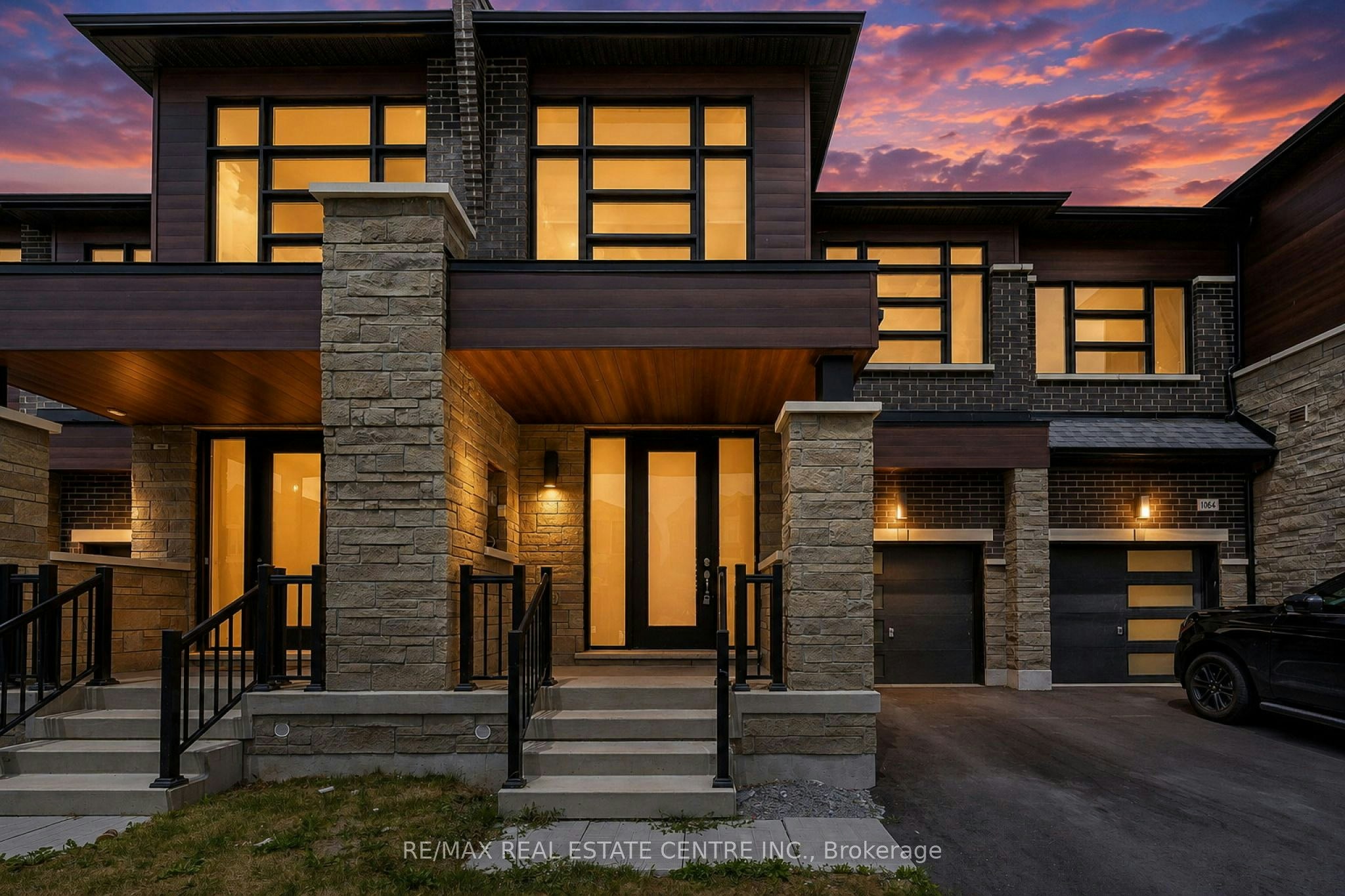 1062 Skyridge Boulevard, Pickering, ON, L1X 0G5 - 2