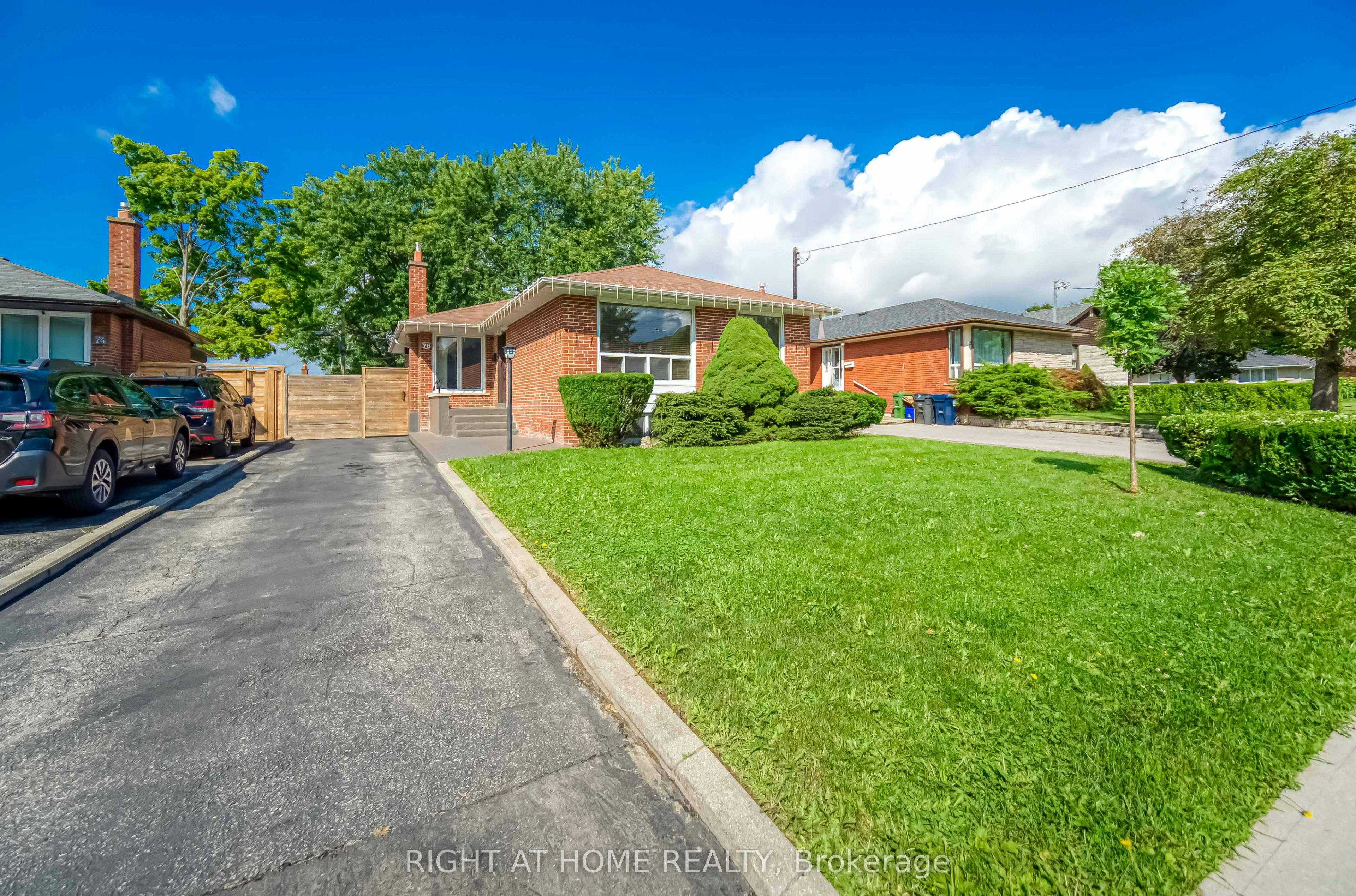 76 Wishing Well Drive, Toronto, ON, M1T 1J3