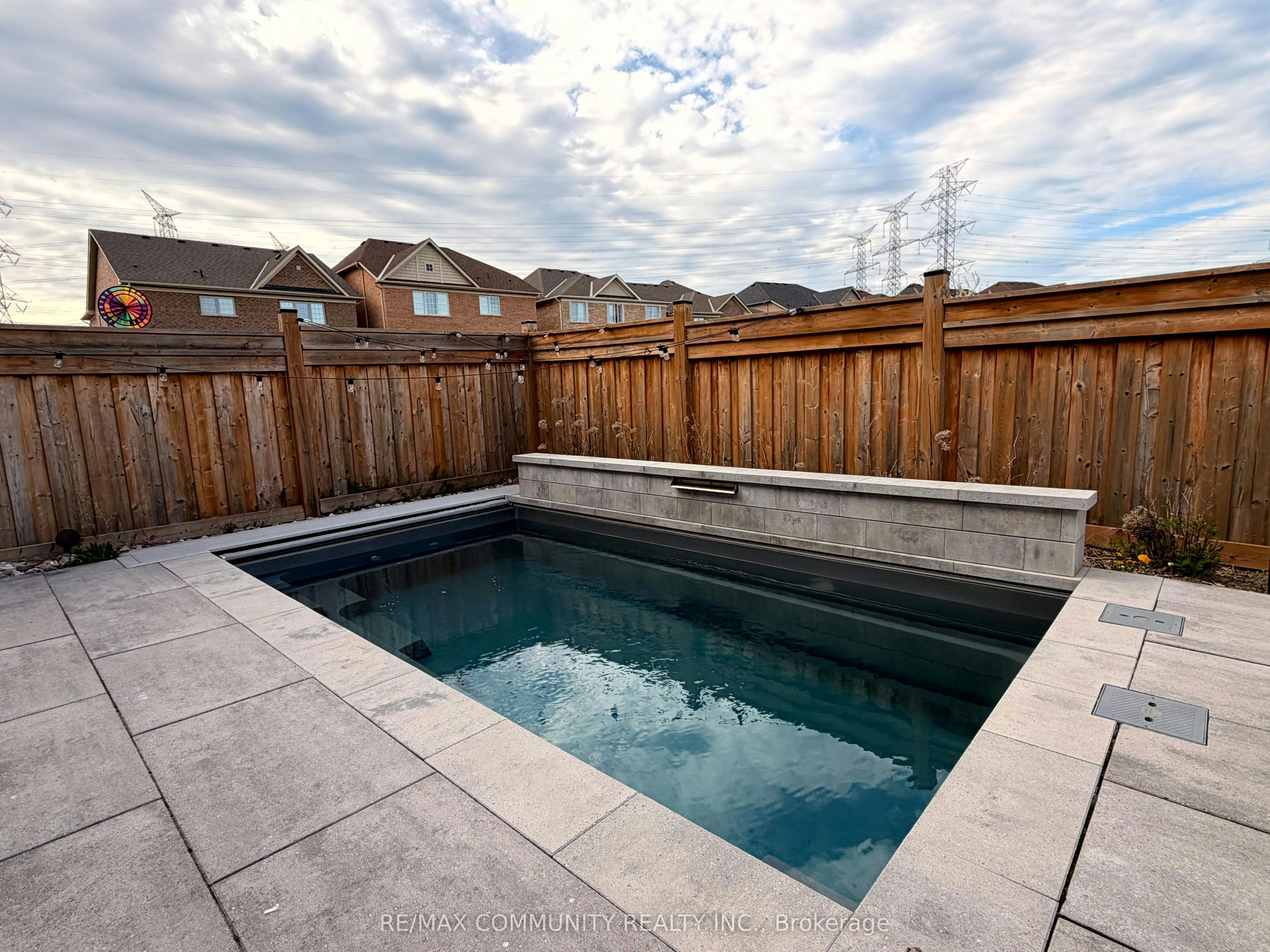 2557 Bandsman Crescent, Oshawa, ON, L1L 0M2 - 32