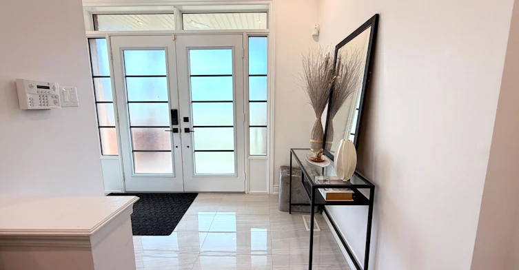 2557 Bandsman Crescent, Oshawa, ON, L1L 0M2 - 2