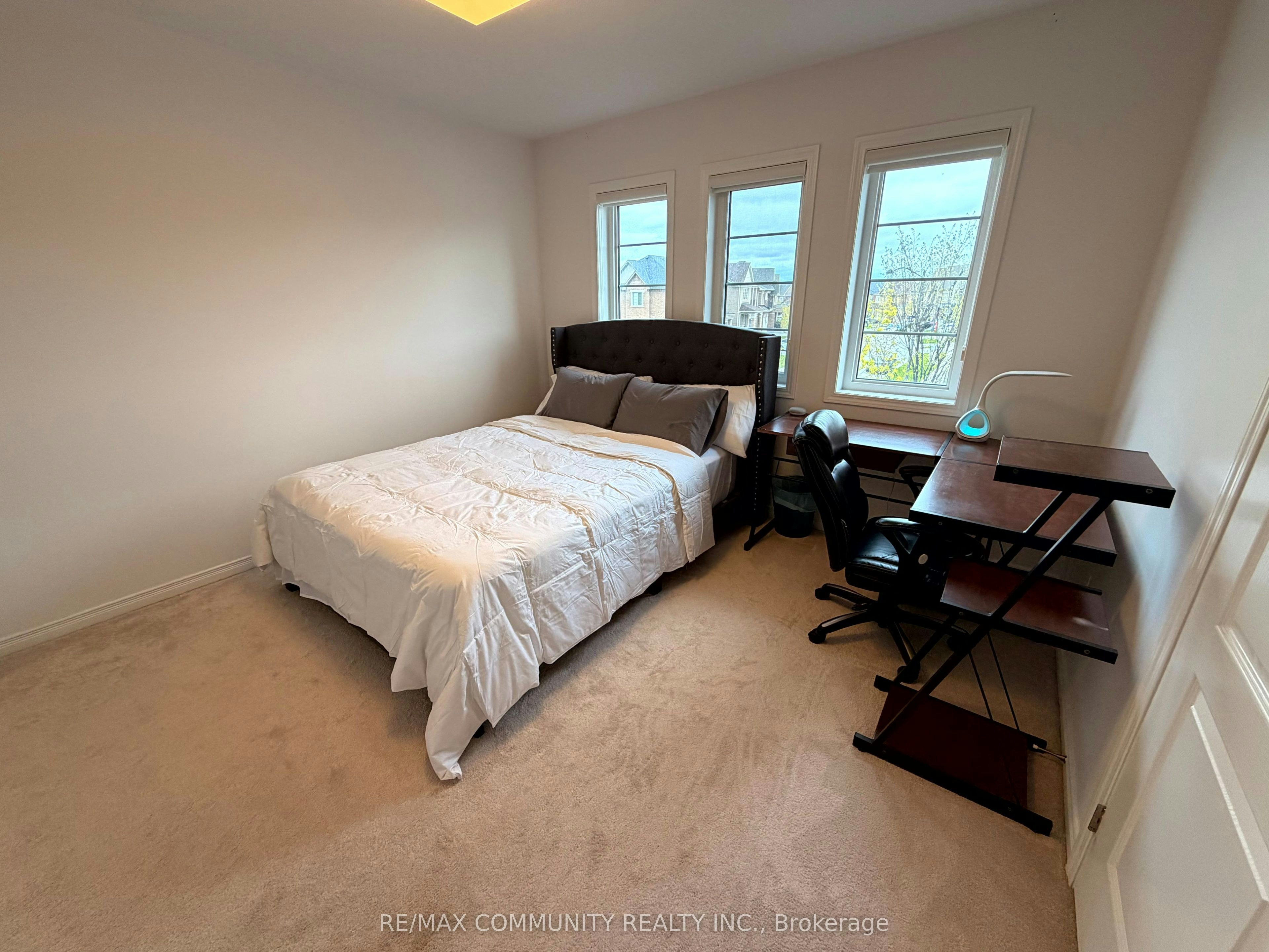 2557 Bandsman Crescent, Oshawa, ON, L1L 0M2 - 27