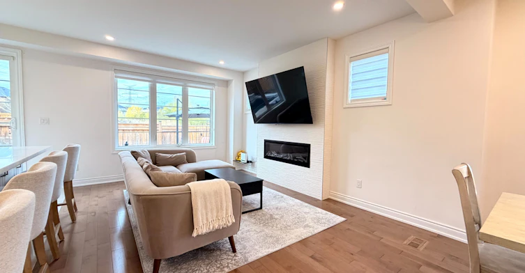 2557 Bandsman Crescent, Oshawa, ON, L1L 0M2 - 9