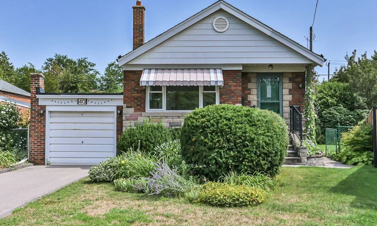 40 Shandara Crescent