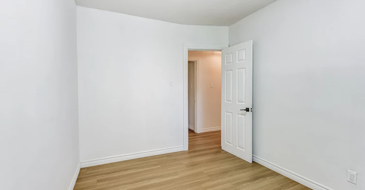 53 Glory Crescent, Toronto, ON, M1E 2B9 - 12