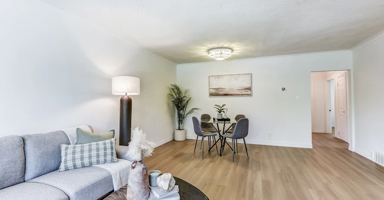 53 Glory Crescent, Toronto, ON, M1E 2B9 - 5