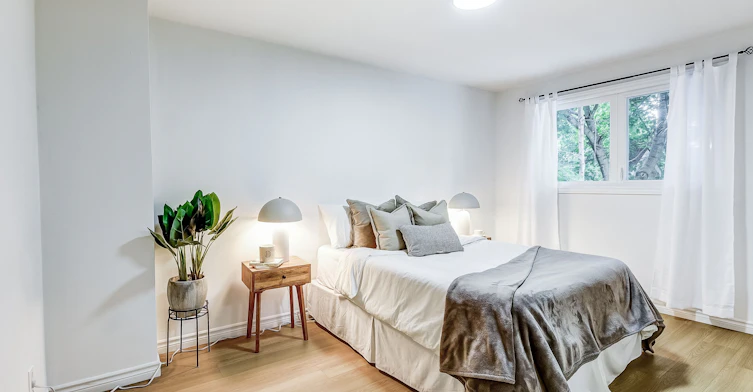 53 Glory Crescent, Toronto, ON, M1E 2B9 - 8