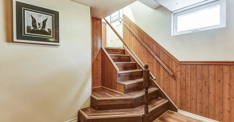 53 Glory Crescent, Toronto, ON, M1E 2B9 - 17