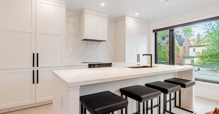 20 Leslie Garden Lane, Toronto, ON, M4M 3B4 - 6