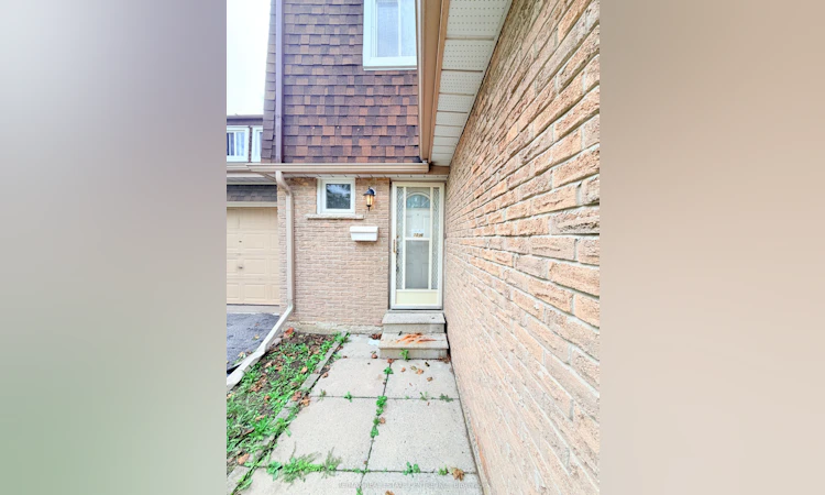 1028 Bridletowne Circle