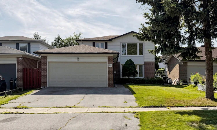 69 Brigadoon Crescent