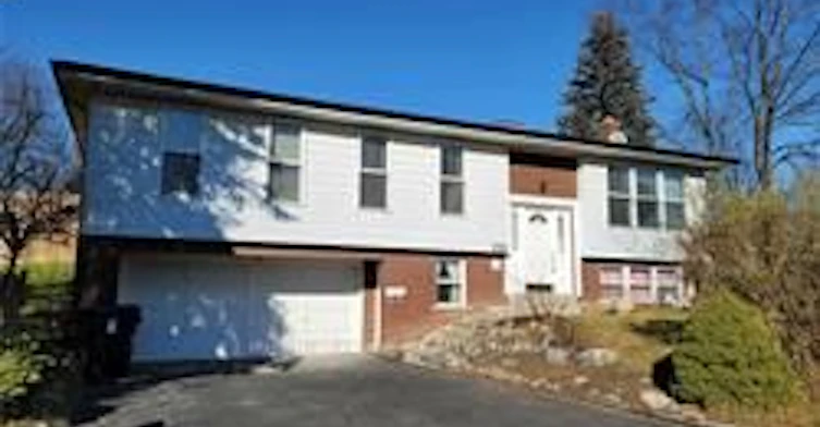 125 Weir Crescent S, Toronto, ON, M1E 4T1 - 2