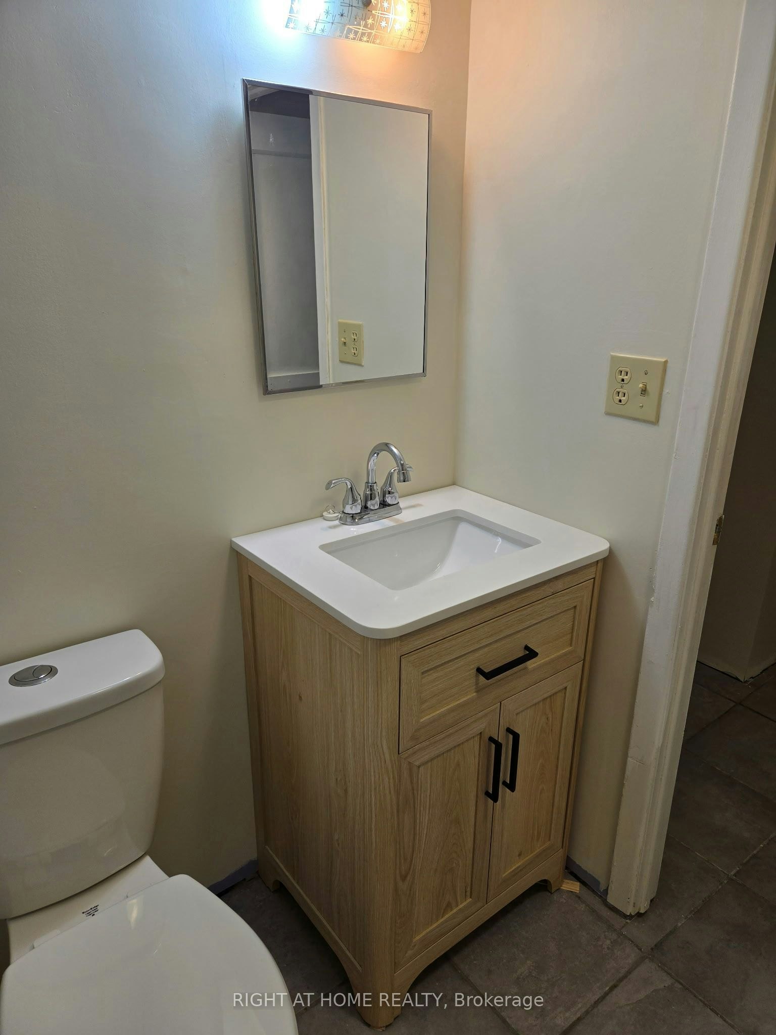 Basement-109 Furnival Road S, Toronto, ON, M4B 1W6 - 7