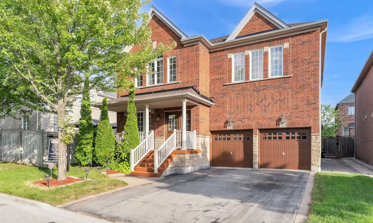 16 Bicknell Court