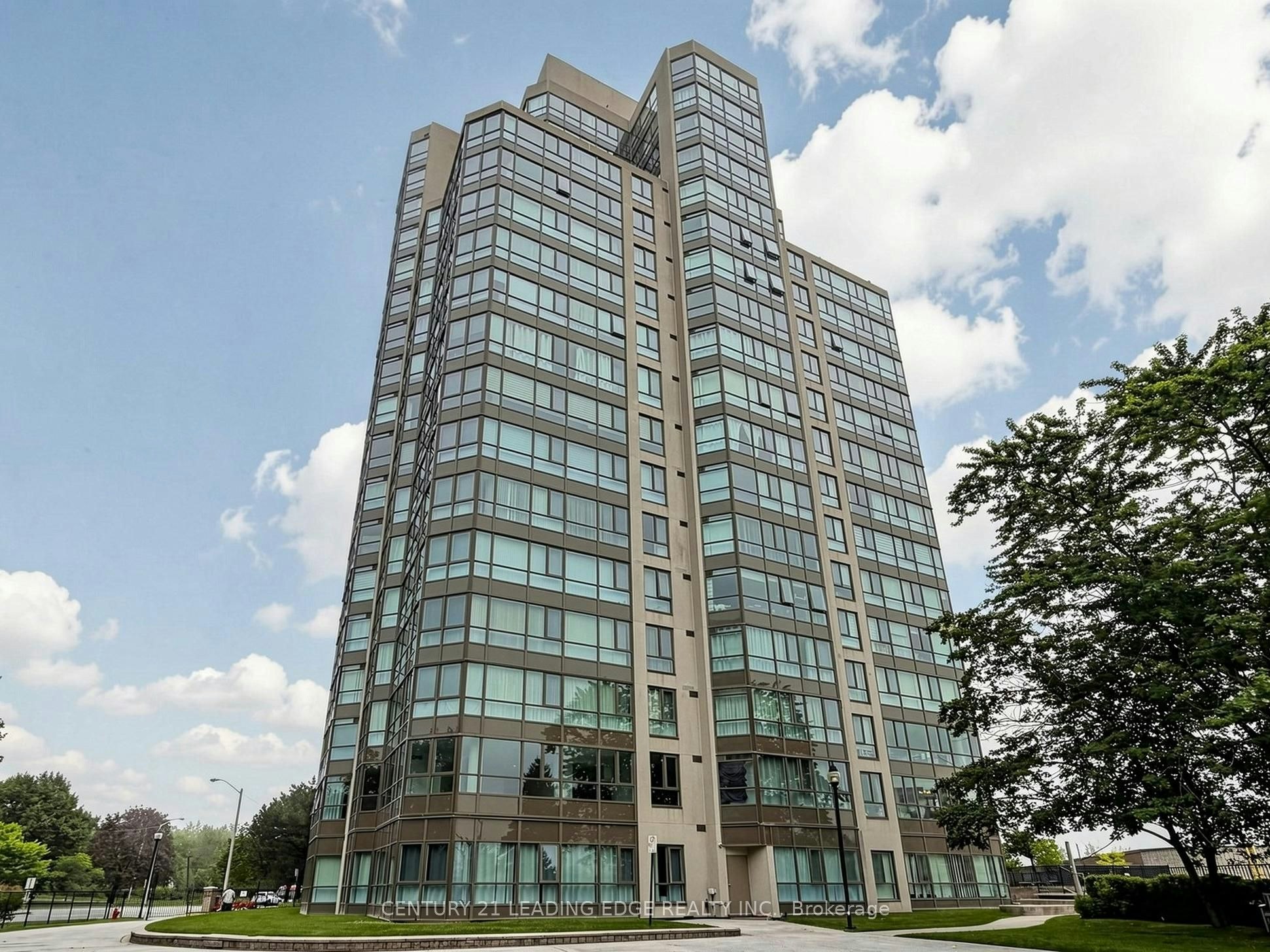 204-3231 Eglinton Avenue E, Toronto, ON, M1J 3N5