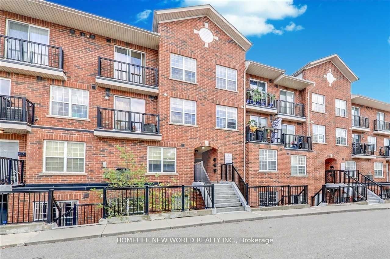 204-35 Strangford Lane, Toronto, ON, M1L 0E5