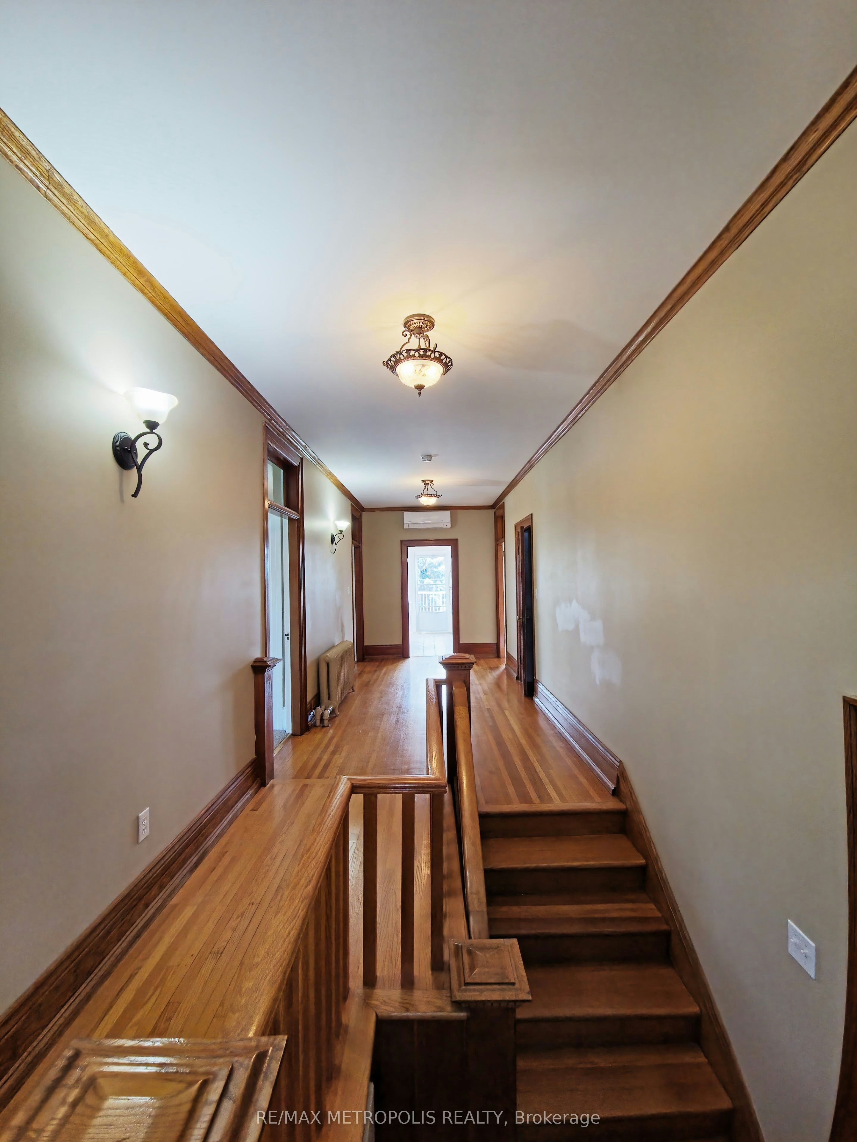 Upper #2-1110 Simcoe Street S, Oshawa, ON, L1H 4L8 - 11
