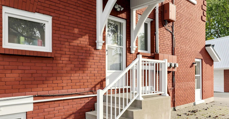 Upper #2-1110 Simcoe Street S, Oshawa, ON, L1H 4L8 - 49