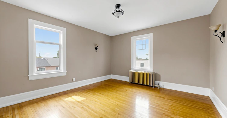 Upper #2-1110 Simcoe Street S, Oshawa, ON, L1H 4L8 - 5