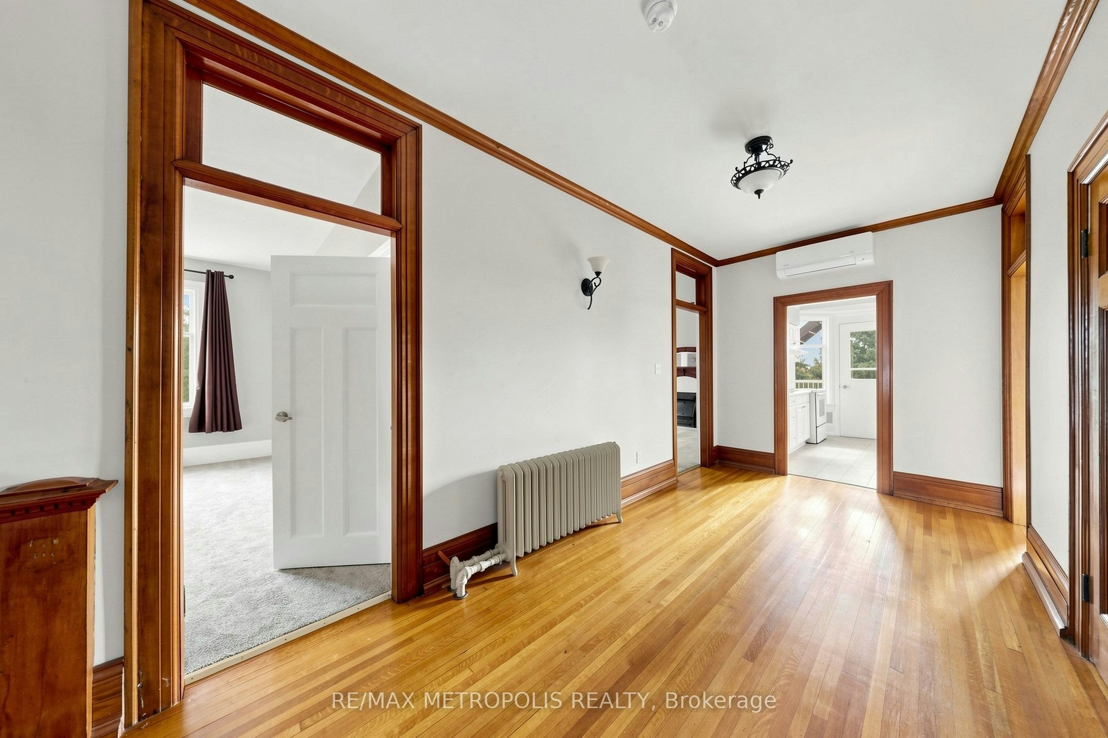 Upper #2-1110 Simcoe Street S, Oshawa, ON, L1H 4L8 - 11