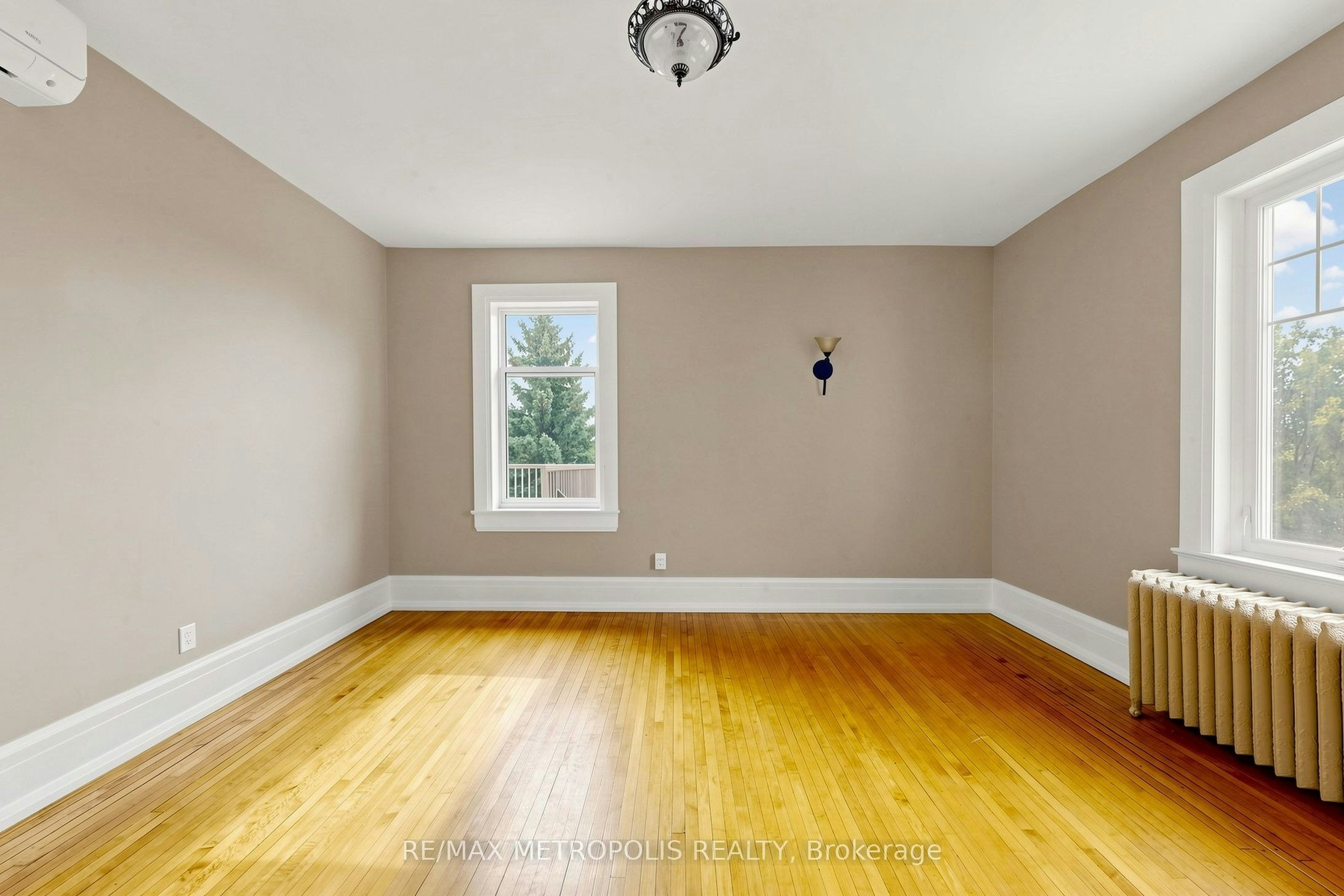 Upper #2-1110 Simcoe Street S, Oshawa, ON, L1H 4L8 - 7