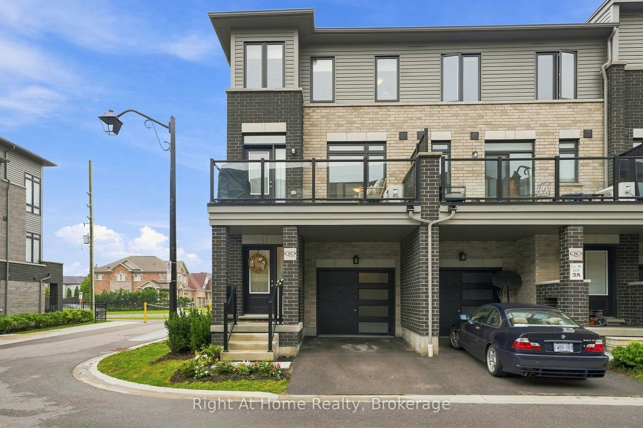 52 Emmas Way, Whitby, ON, L1R 0S7
