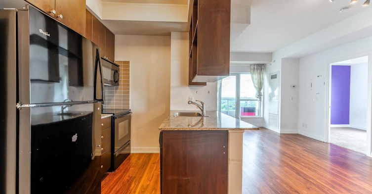2220-181 Village Green Square, Toronto, ON, M1S 0K6 - 4