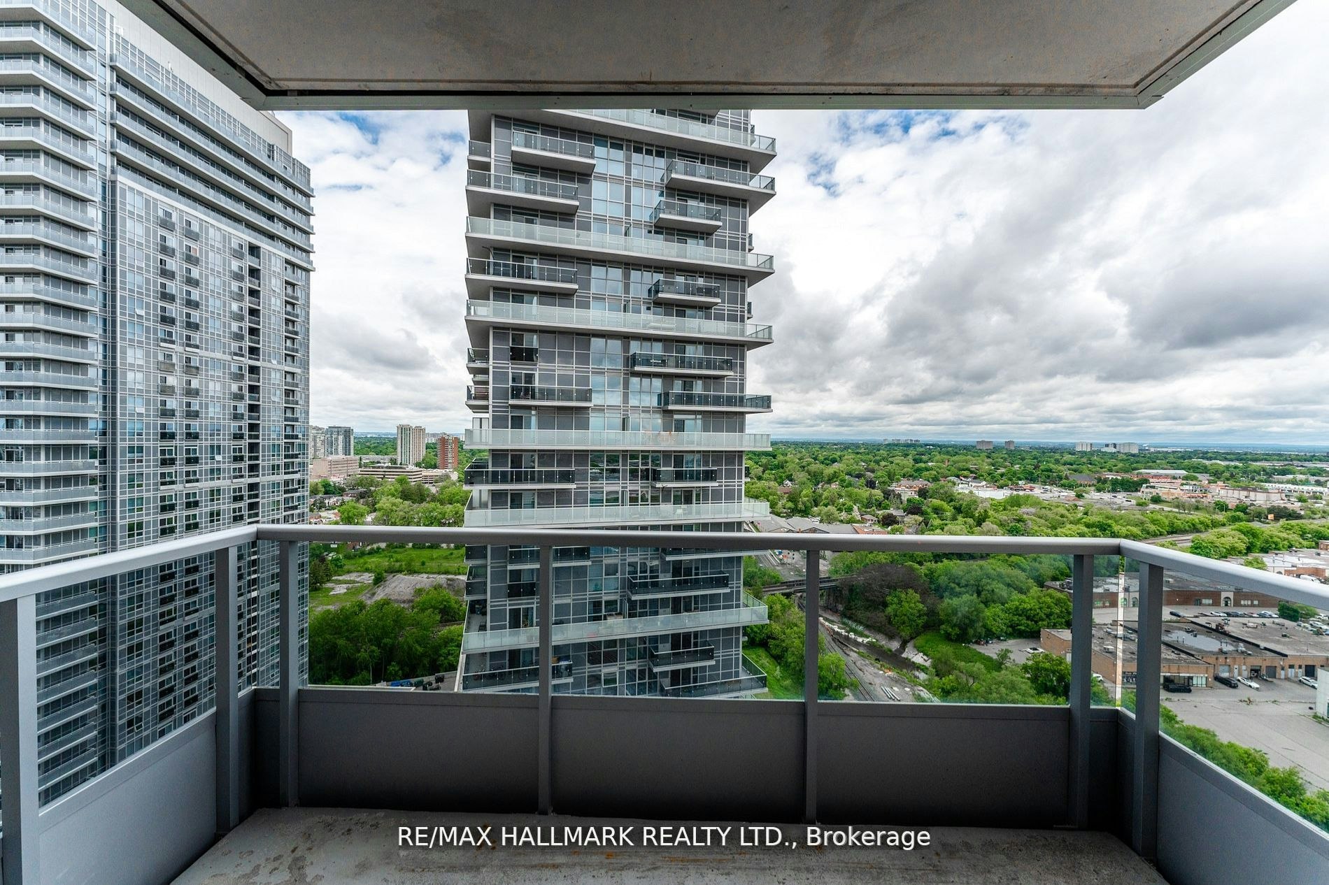2220-181 Village Green Square, Toronto, ON, M1S 0K6 - 17