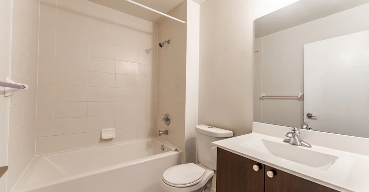 2220-181 Village Green Square, Toronto, ON, M1S 0K6 - 8
