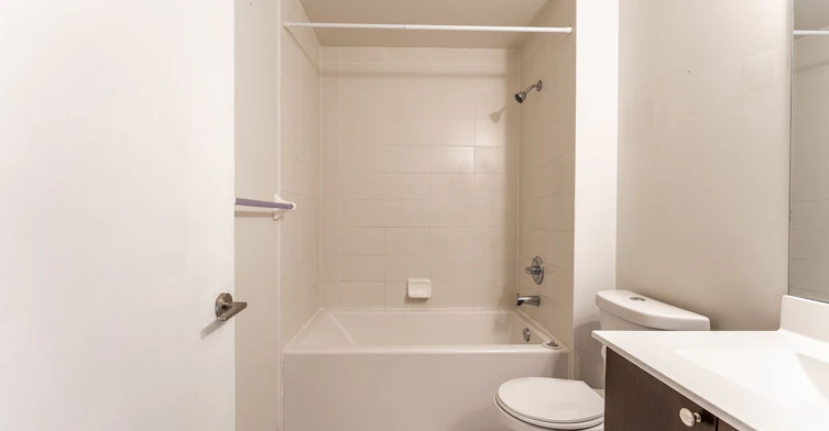 2220-181 Village Green Square, Toronto, ON, M1S 0K6 - 7