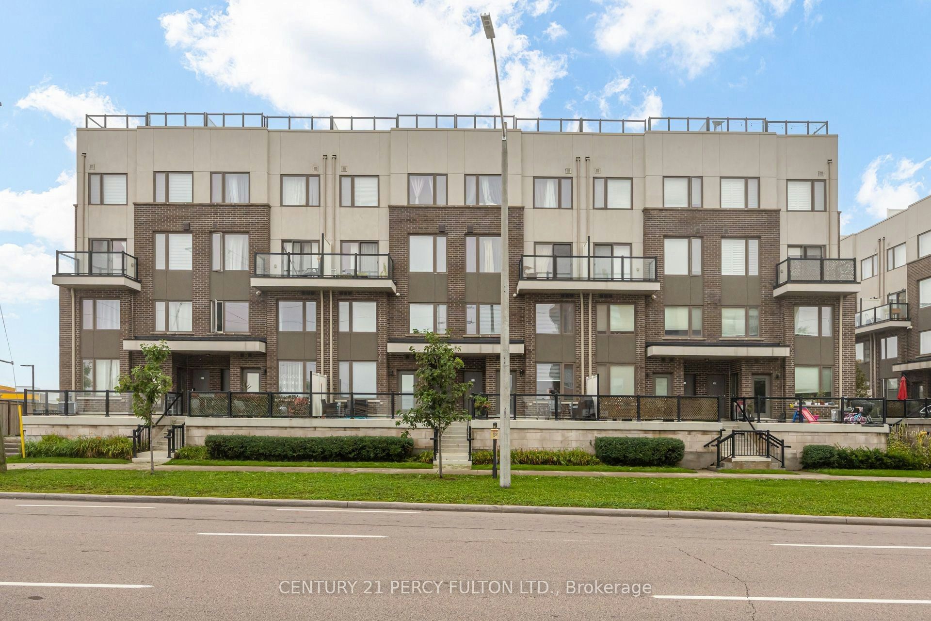 1460 Whites Road, Pickering, ON, L1V 0E8