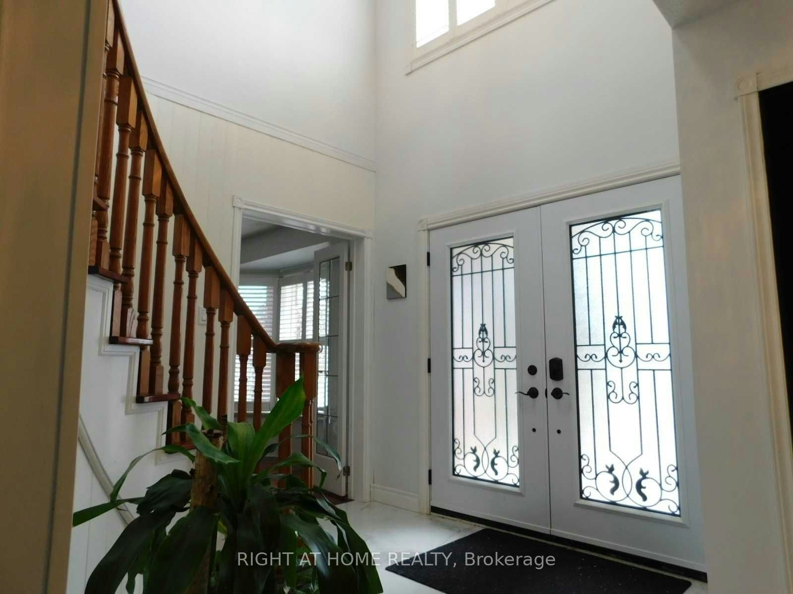 128 William Stephenson Drive, Whitby, ON, L1N 8V1 - 8