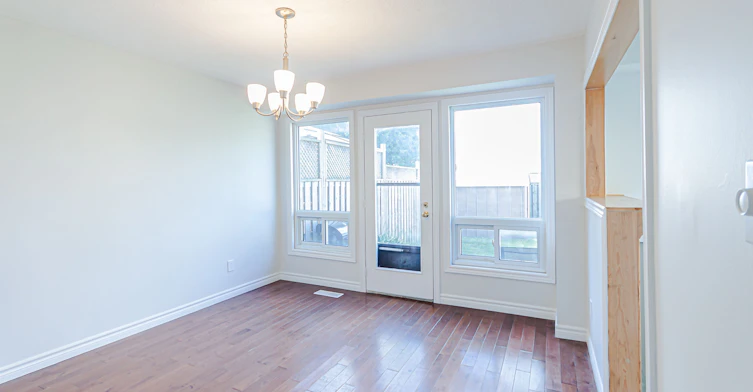 1319 Fenelon Crescent, Oshawa, ON, L1J 6G2 - 4