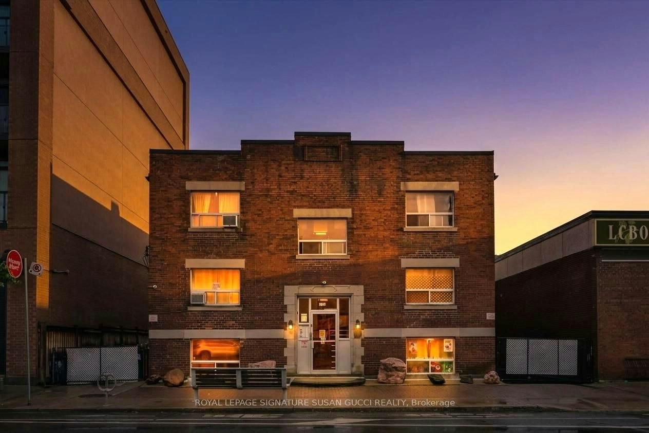 29-1169 Danforth Avenue, Toronto, ON, M4J 1M5