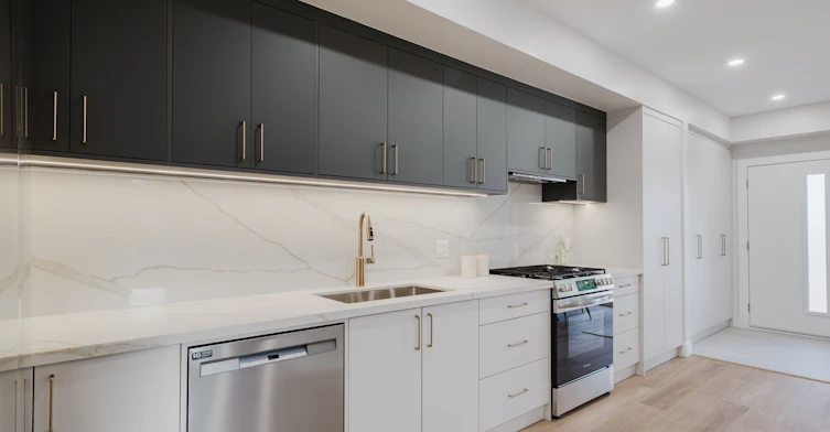 1-37 Milverton Boulevard, Toronto, ON, M4J 1T5 - 6