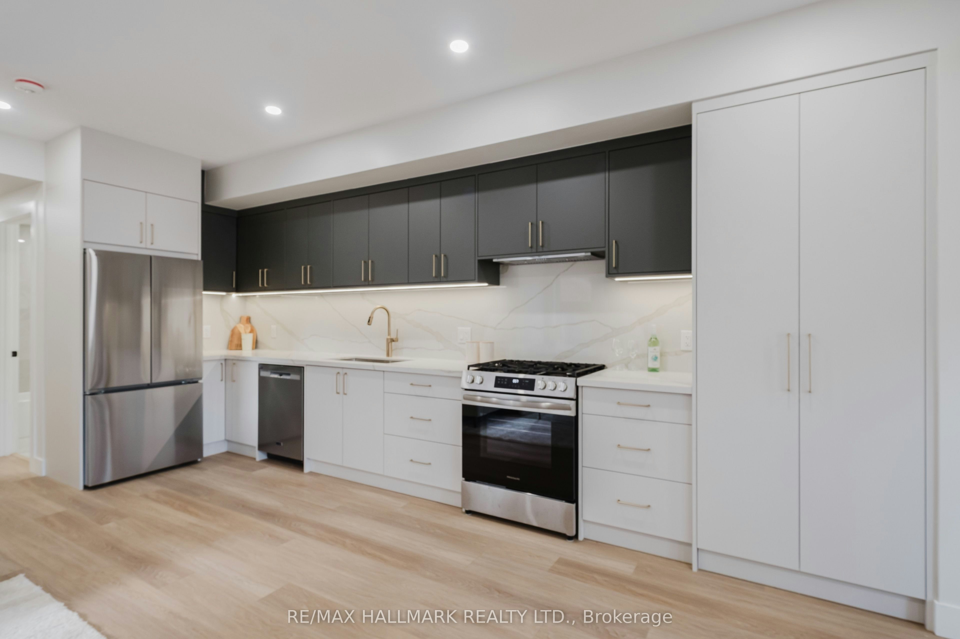 1-37 Milverton Boulevard, Toronto, ON, M4J 1T5 - 7