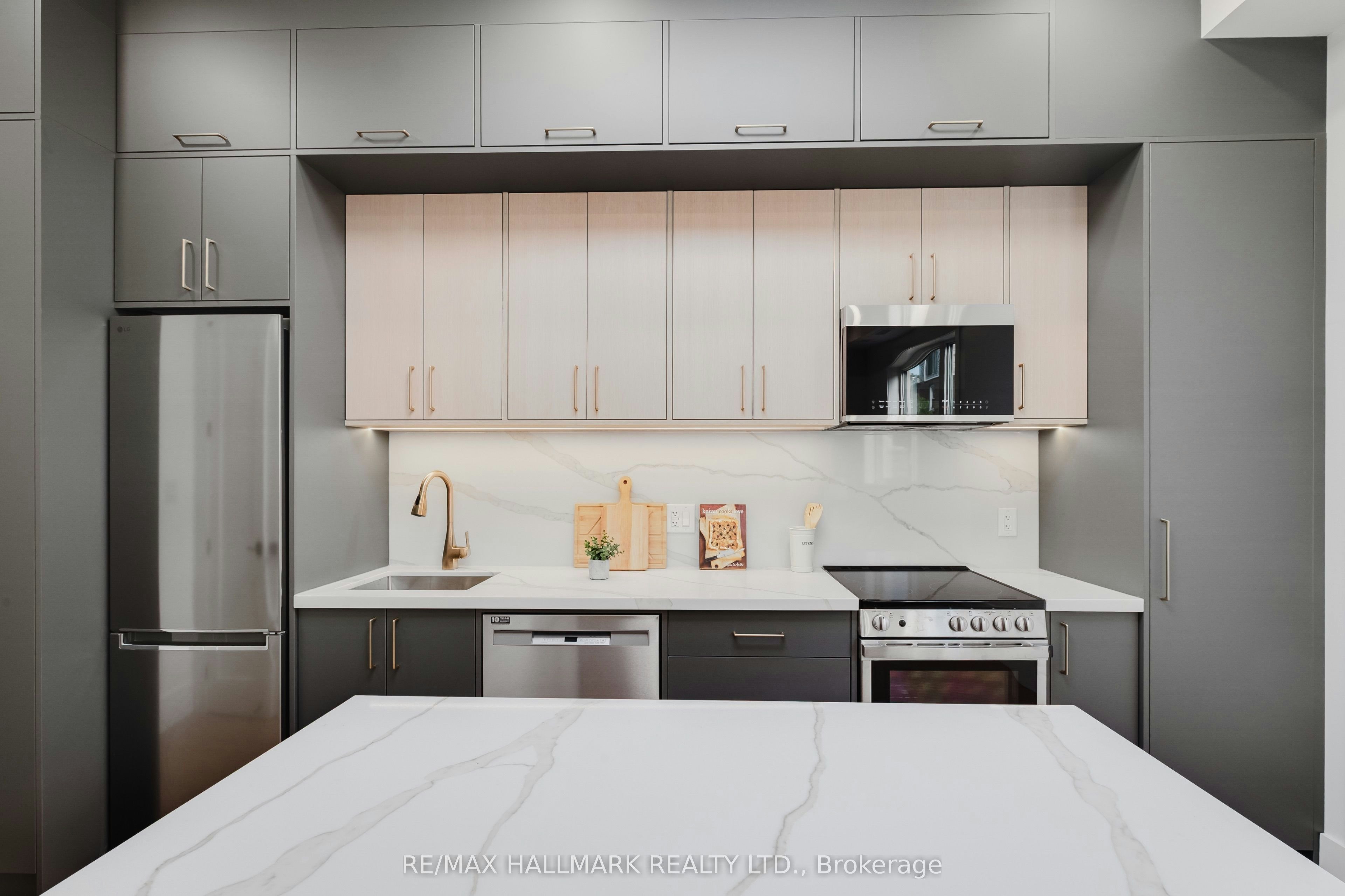 Garden Suite-37 Milverton Boulevard, Toronto, ON, M4J 1T5 - 4