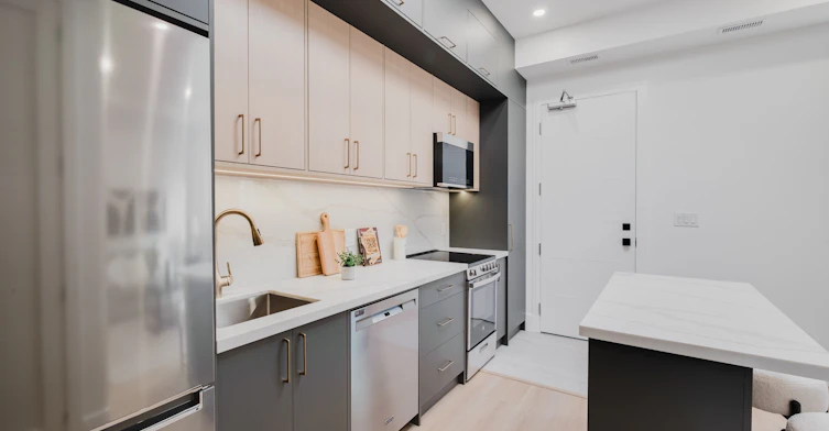 Garden Suite-37 Milverton Boulevard, Toronto, ON, M4J 1T5 - 5