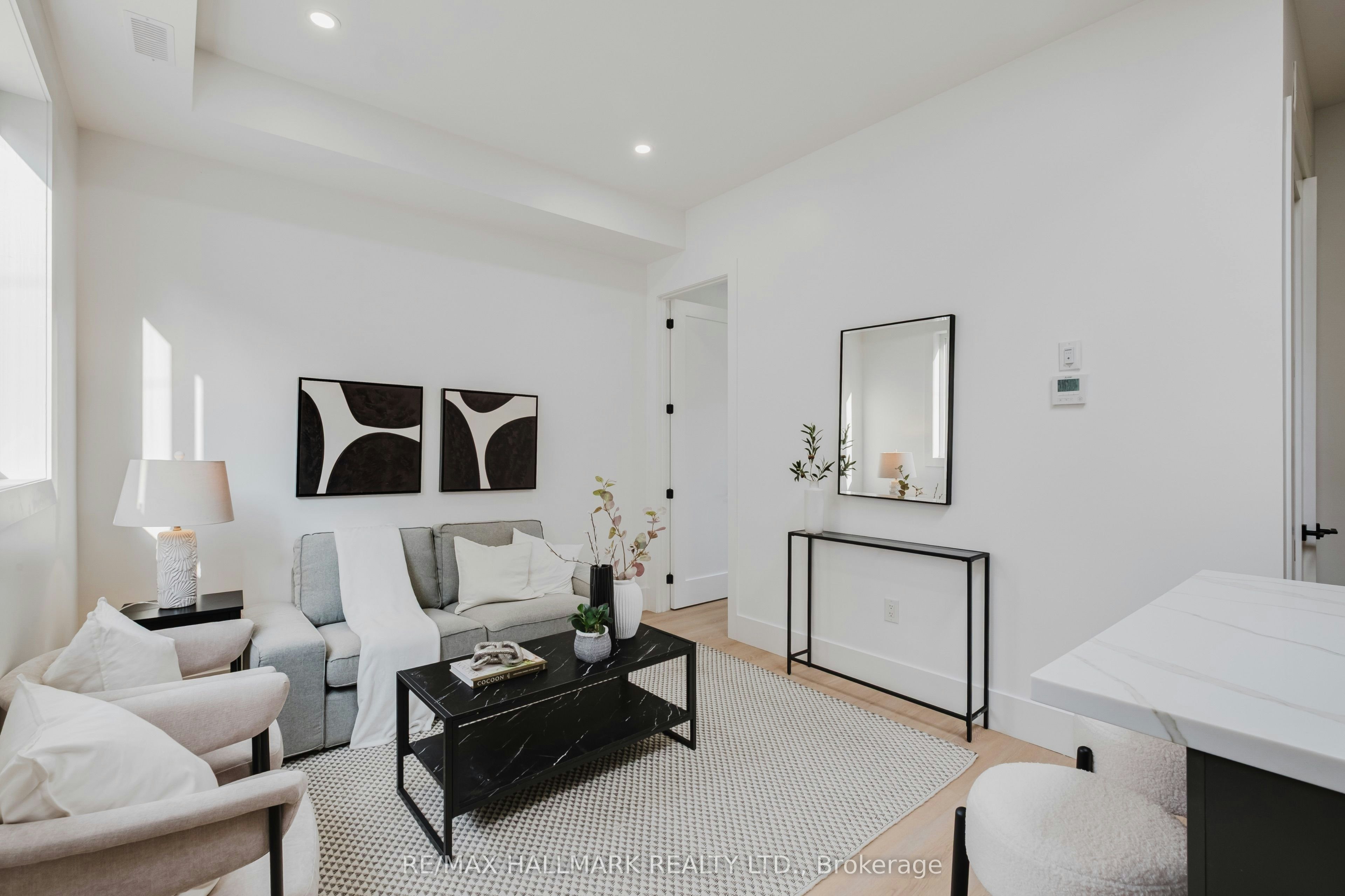 Garden Suite-37 Milverton Boulevard, Toronto, ON, M4J 1T5 - 8