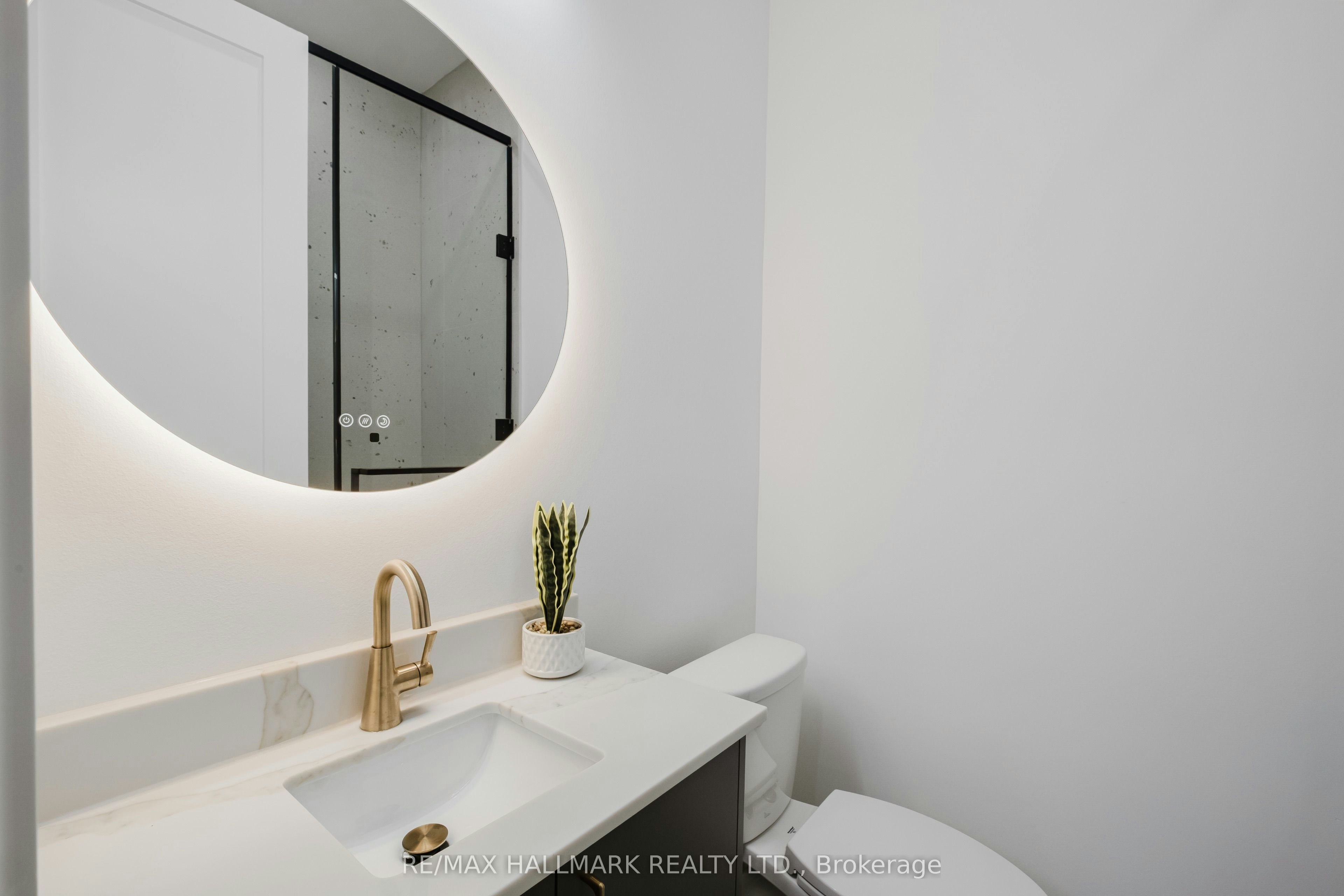 Garden Suite-37 Milverton Boulevard, Toronto, ON, M4J 1T5 - 11