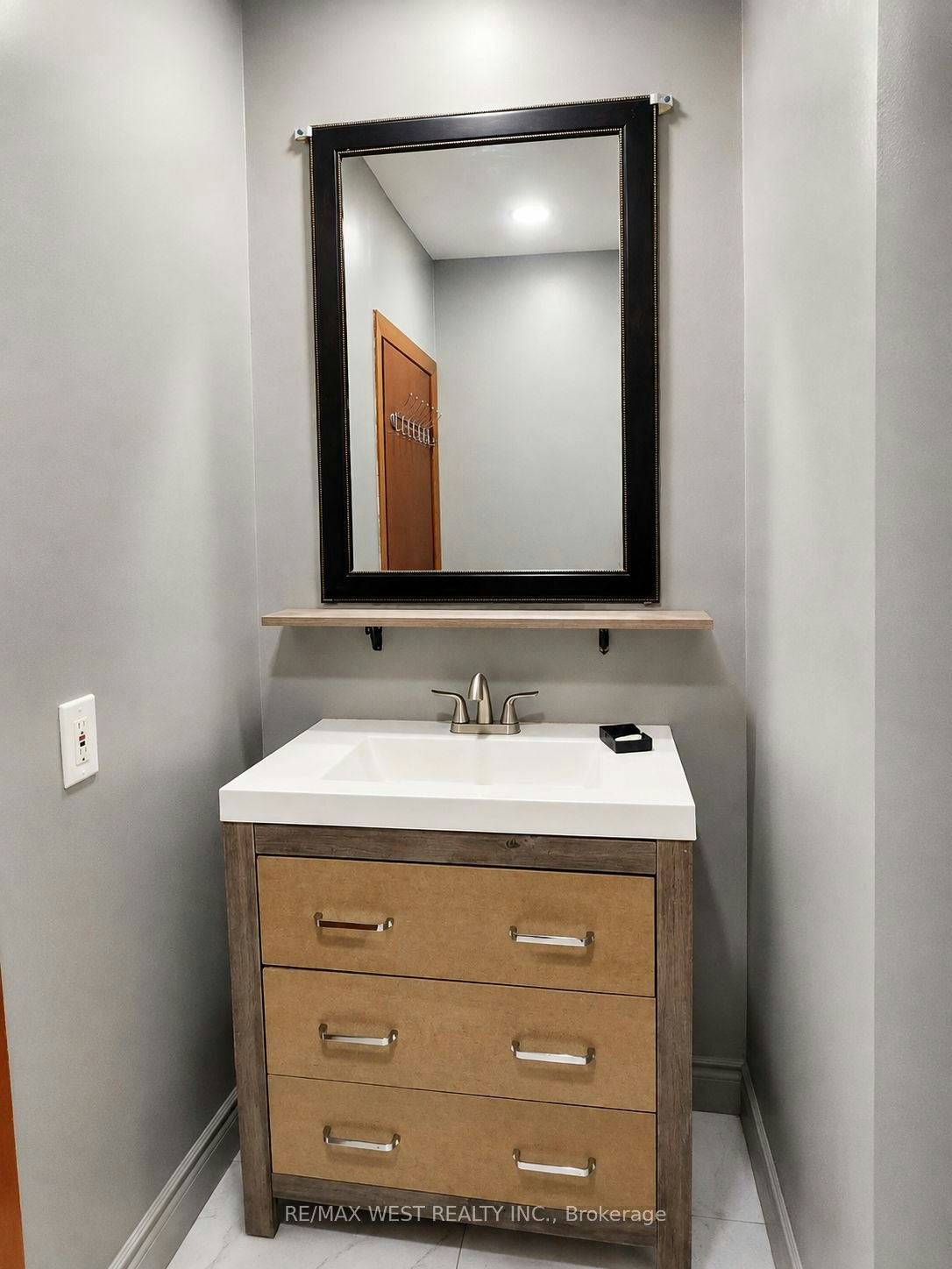 875 Ritson Road S, Oshawa, ON, L1H 5L5 - 9