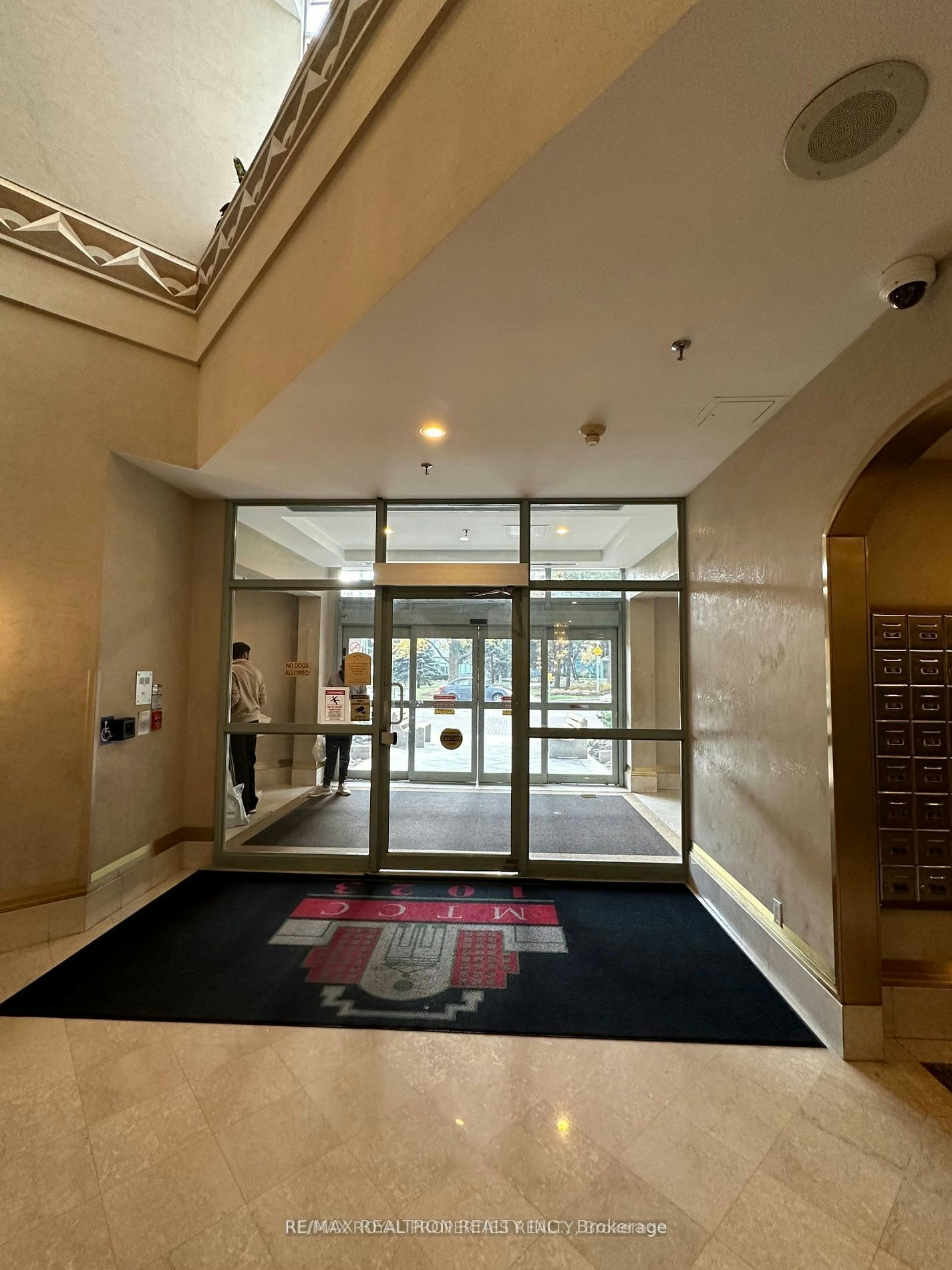 718-88 Corporate Drive, Toronto, ON, M1H 3G6 - 2