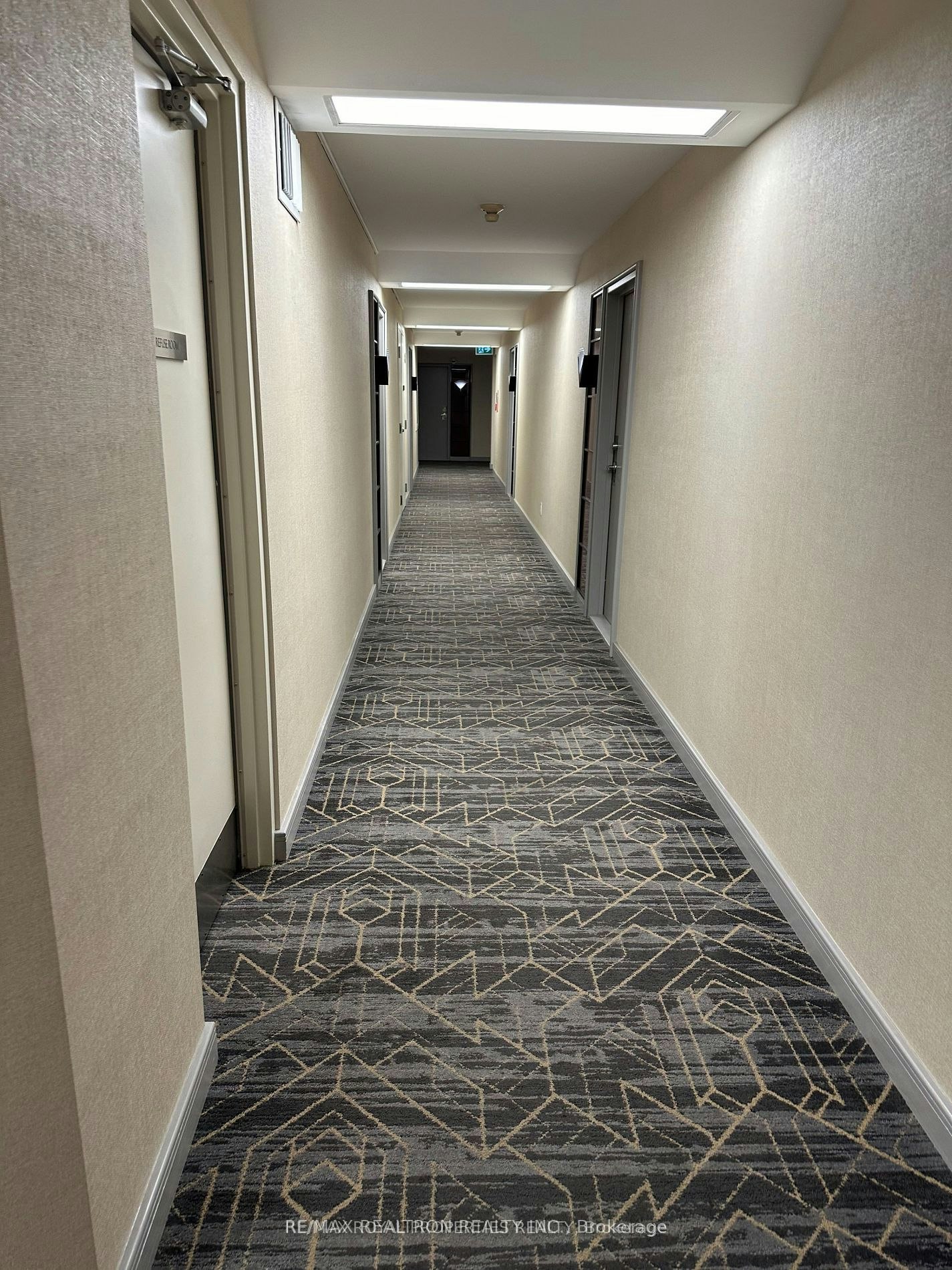 718-88 Corporate Drive, Toronto, ON, M1H 3G6 - 7