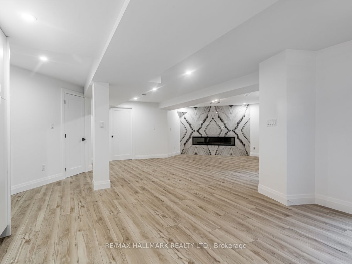 Lower-26 Amanda Avenue, Whitby, ON, L1M 1K4 - 7