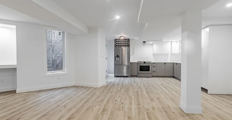 Lower-26 Amanda Avenue, Whitby, ON, L1M 1K4 - 14