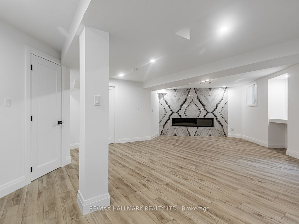 Lower-26 Amanda Avenue, Whitby, ON, L1M 1K4 - 8