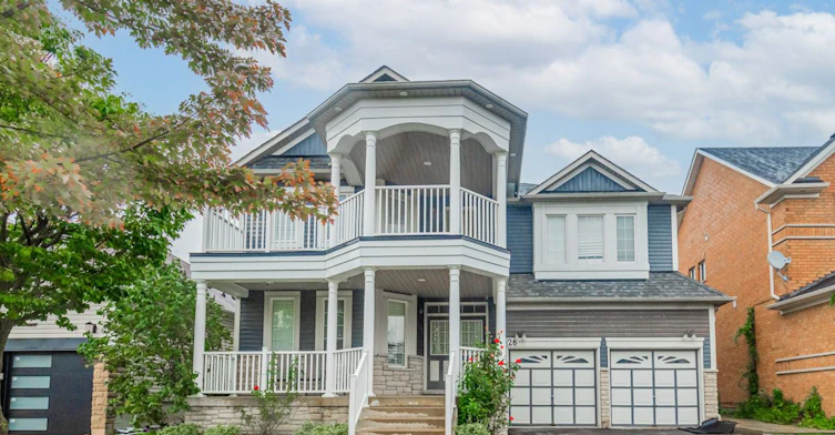 Lower-26 Amanda Avenue, Whitby, ON, L1M 1K4