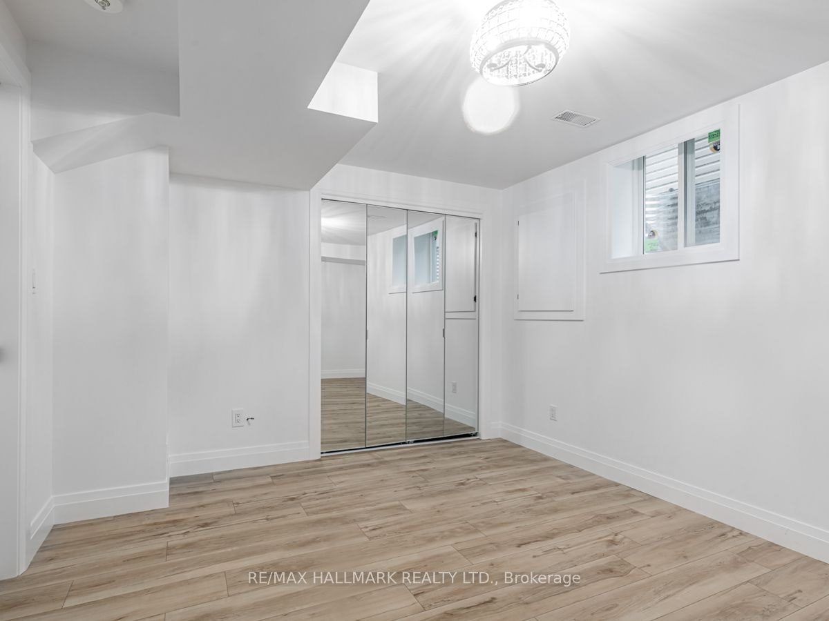 Lower-26 Amanda Avenue, Whitby, ON, L1M 1K4 - 19